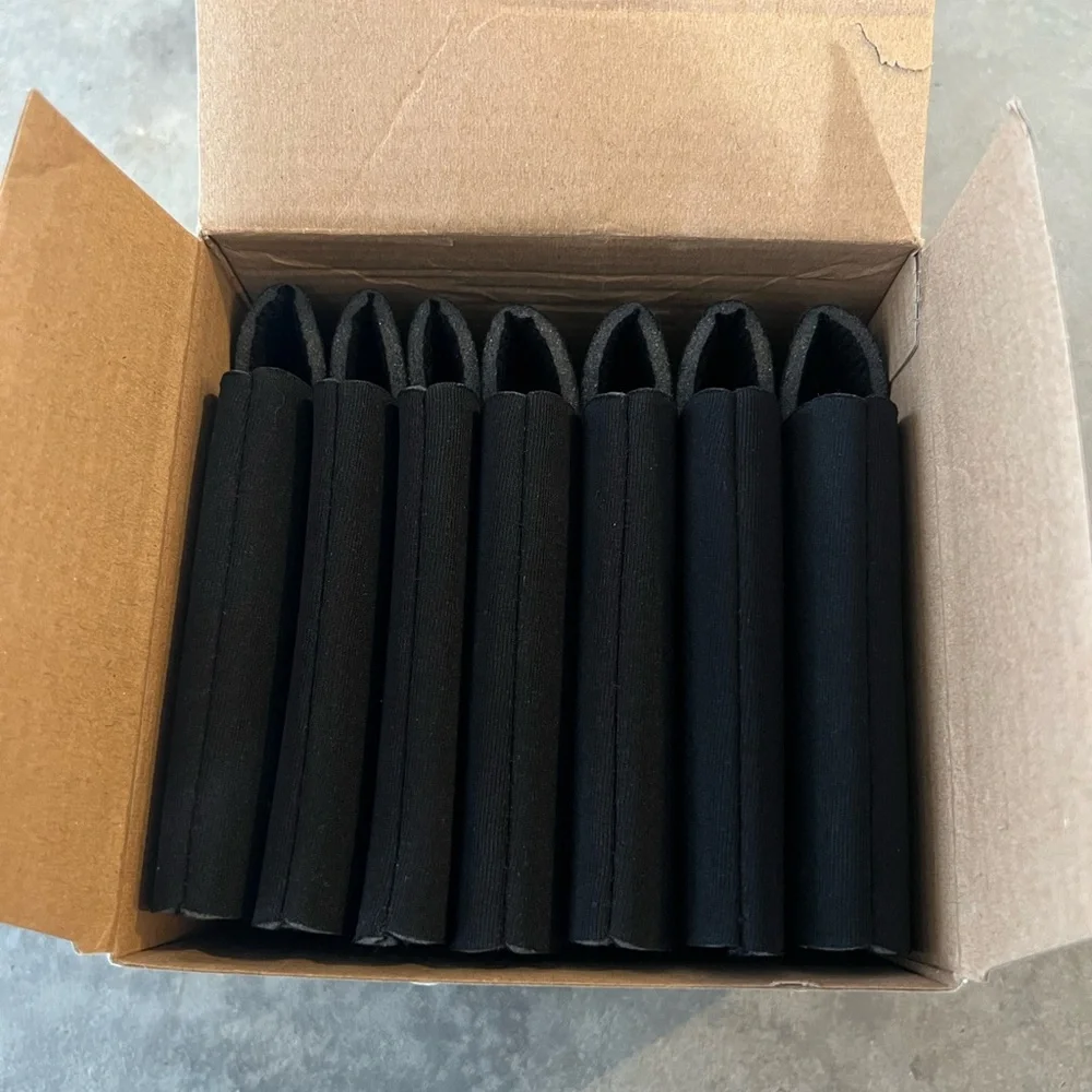 Black can cooler, drink cooler, drink sleeve